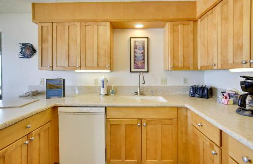 Comfortable Lincoln City Condo with Patio and Views! - Foto 13