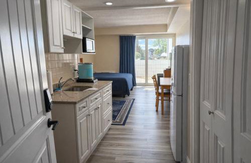 Courtyard Resort - Photo 17