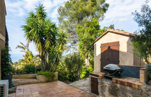 Villa in Hyères near Beach & Pool - Foto 26