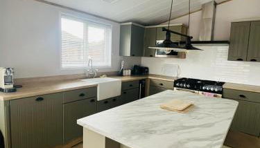 Eastgate Lodge with Hot Tub - Foto 4