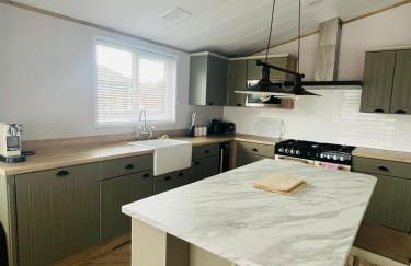 Eastgate Lodge with Hot Tub - Foto 4