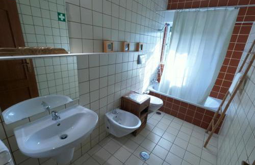 Algarve, renovated T1 apartment in S Bras de Alportel - Foto 20