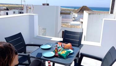 Casa El Cuartel with private seaview rooftop - Foto 1