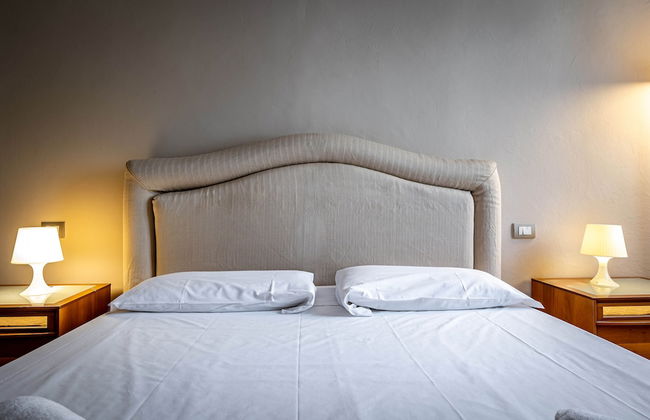 YiD elegant near tramvia - Photo 3