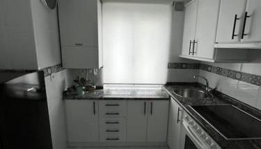 Piso acogedor cerca del centro. - Foto 3