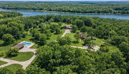 Two Bedroom Cozy Cabin #14 on Patoka Lake in Southern Indiana - Foto 2