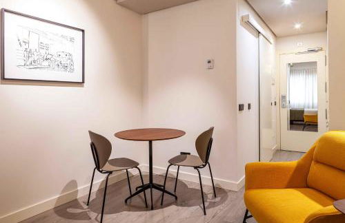 Suites Viena Plaza de España - Photo 13