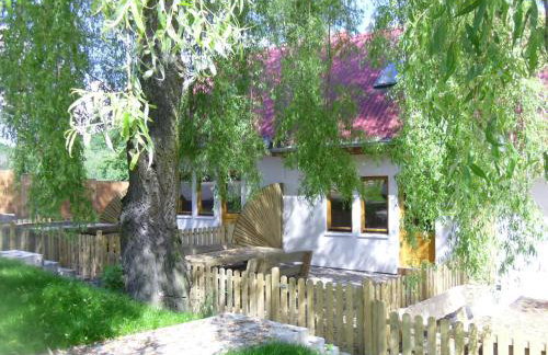 Domki Nad Jeziorem Karłowice - Foto 1