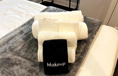 25 - Luxury 3 BR 1 and half Baths, Lower Level Unit, and Nonsmoking - Foto 37