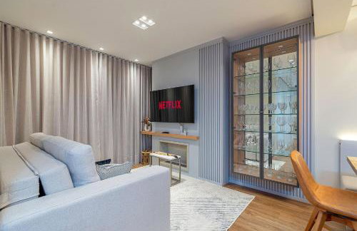 Apto ao lado da Roda Gigante em Canela - Foto 2