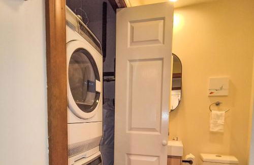 Saltbox 12F - Photo 21