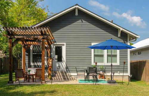 July Discount! Cottage Close to Downtown, Yard - Foto 18