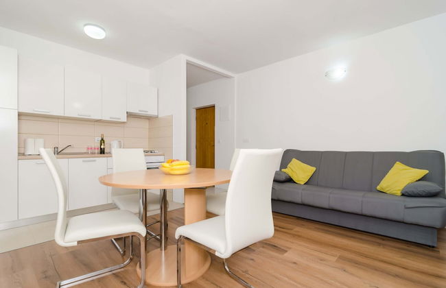 Vintage Dream Peyton Apartment - Photo 9