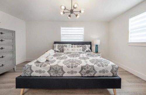 Contemporary Oaks | Heated Pool + Screened Lanai - Foto 18