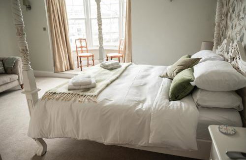 5 Bed Luxury Townhouse with Hot Tub, Rooftop Terrace, Perfect for Groups, Near Cruise Terminal - Foto 4