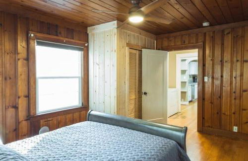 Lovely House near Downtown, Home away from Home! - Foto 12