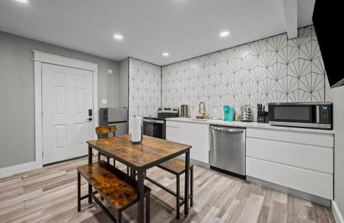 Cozy & Chic Apt King Bed -Free Parking - Foto 4