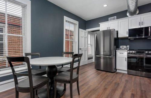 Flats on Front - Riverfront Gem Fast Wi-Fi 3F - Foto 4