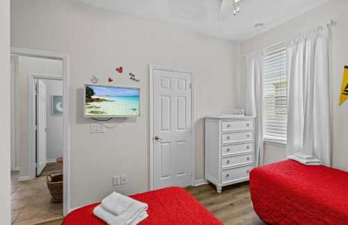 Family Nest 4-Bedroom Home Near Disney World - Photo 30