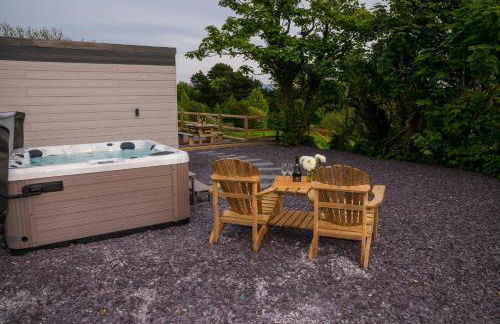 Lowern, Luxury Lodge with Hot Tub and Games Room - Photo 17