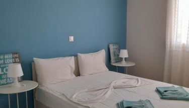 Little Octopus - Photo 1