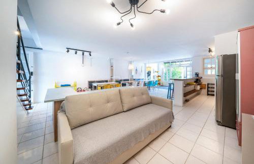 Casa familiar na exuberante praia de 4 ilhas. - Foto 8