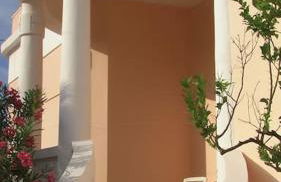 Villa nel Salento - Ampie camere e giardino, fino a 10 persone - Foto 4