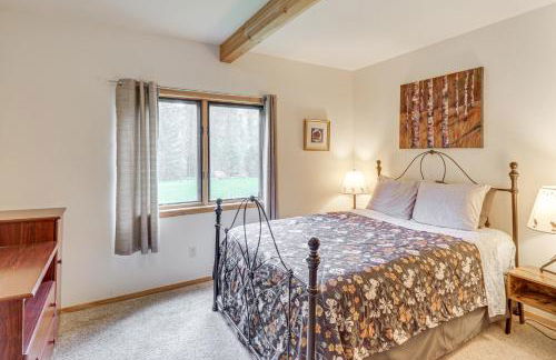 Scenic Forest Lodge Outside Glacier National Park! - Foto 21