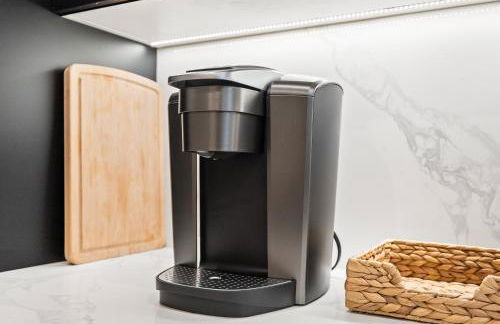 5-Bedroom Home with 2 Kitchens & Rooftop Deck, U Street and Shaw - Foto 37