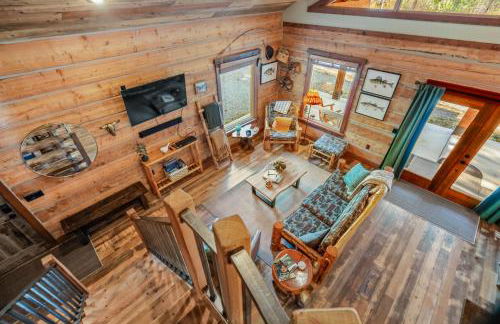 Frontier Cabin by Twin Beds Vacation Homes - Photo 6