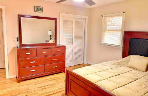 Scenic Views & River Access, Cozy River Home - Foto 35