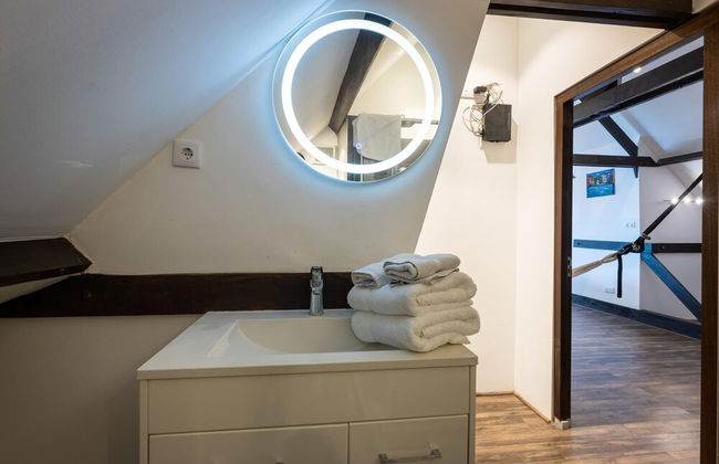 Charming Harbour Home at Historic Handelskade - Photo 6