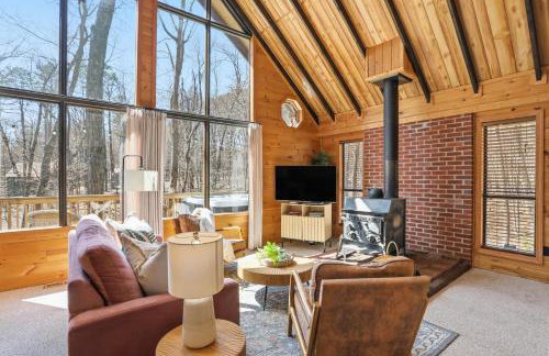 Dog-Friendly A-Frame with Hot Tub and Firepit - Foto 39