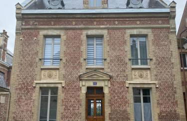 Le Haut 33 : Maison bourgeoise de caractère à Laon - Foto 2