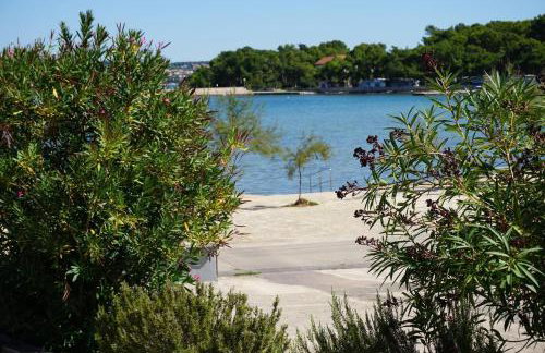 Villa Lavanda - family friendly, beachfront - Photo 59