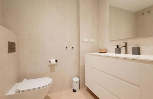 Holiday Home next to the beach, with private terrace, BBQ and incredible sea-view solarium - Photo 24