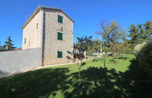 Authentisches Steinhaus mit Garten, Grill, Spielplatz, Trampolin - Foto 1