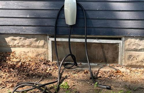 Mrs. Hughes Cottage - 2 bedroom House w/ parking - Foto 12