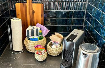 Exklusives City Apartment - Balkon - 24h Check-in - Foto 16