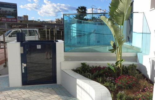 Super zeezicht in eerste lijn met verwarmd zwembad en fitness - Foto 35