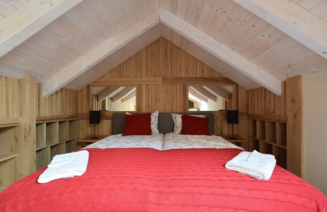 Grandeur Villa with Sauna & Hot Tub in Durbuy - Photo 24