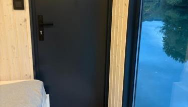 Luxurious houseboat for up to 4 people - Foto 2