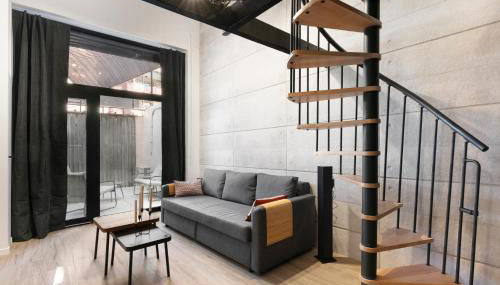 Loft Industriel avec Terrasse et Filet Suspendu à Nice Cimiez - Foto 5