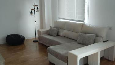 bonito piso zonas 1'5 del centro - Foto 3