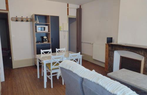 Appartement 1er etage proche des Termes - Foto 6