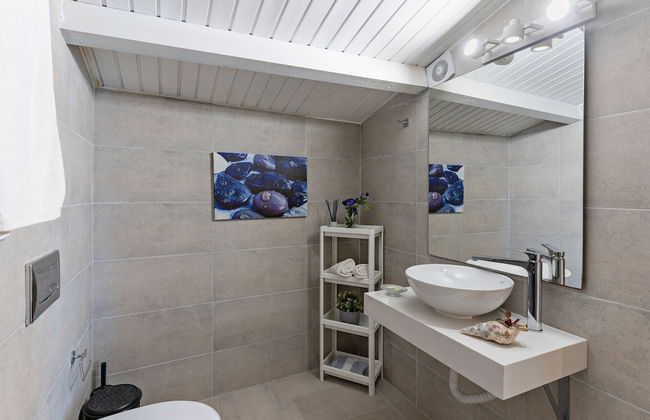 Castello Apartments - Photo 68