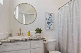 Modern King Bed Patio Central Lafayette - Foto 16