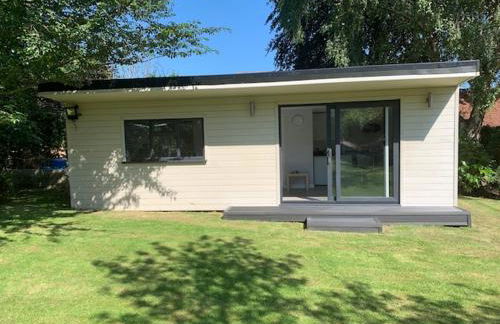 Independent garden studio - sleeps max 3. - Foto 1