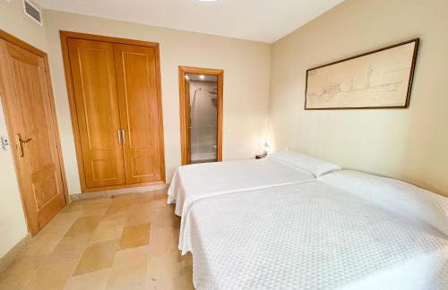 Apartment in San Pedro de Alcántara-Marbella with private parking - Photo 21