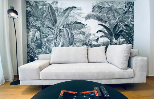 Athens Riviera 2-Bed Apt & Pool Access #Unoblu® - Photo 9